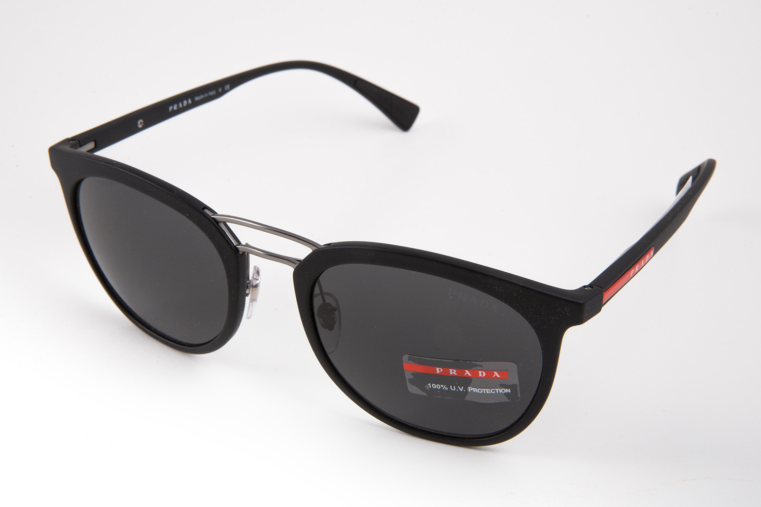 prada-linea-rossa-zonnebrillen-16-16