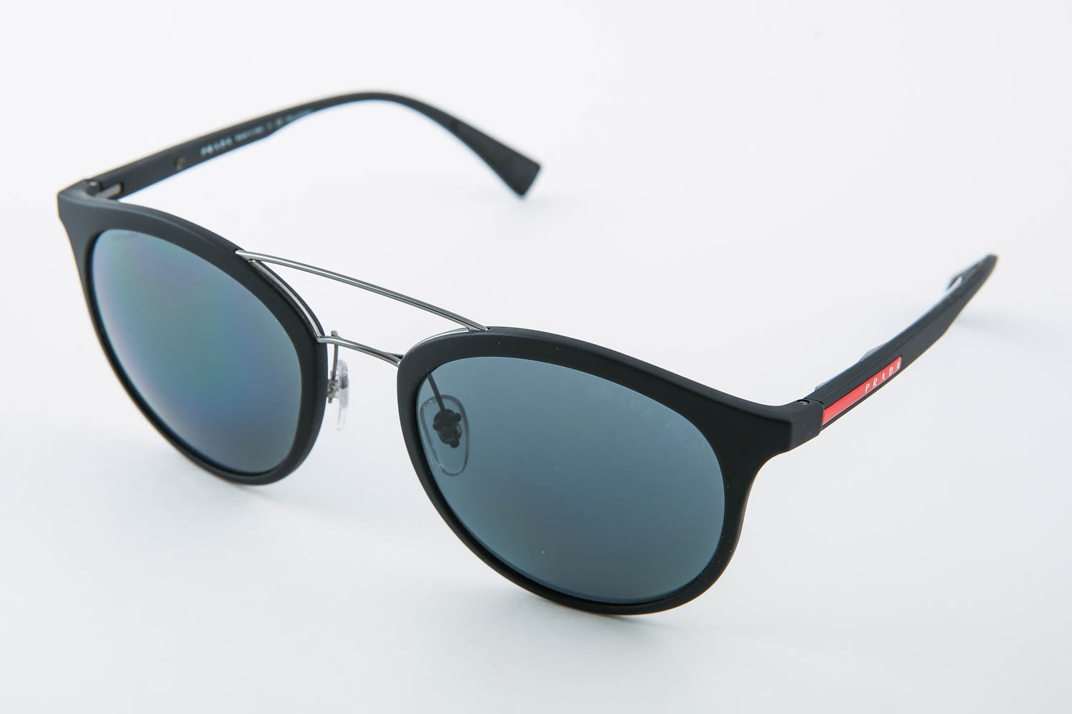 prada-linea-rossa-zonnebrillen-16-6