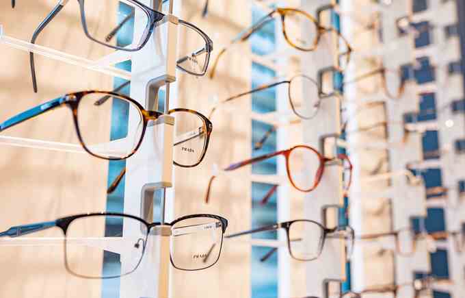 optiek-vermeulen-middelkerke-closeup-brillen